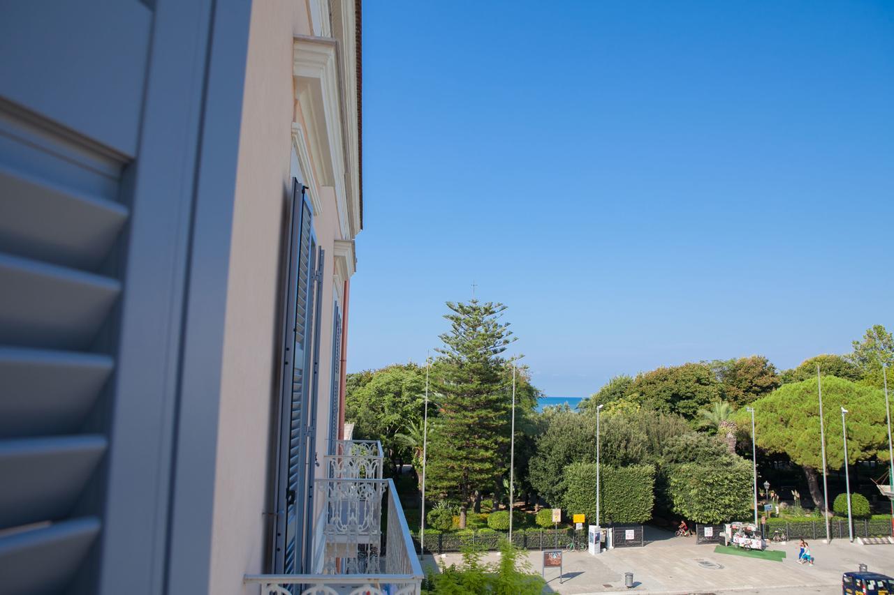 Albergo Lucy Trani Camera foto