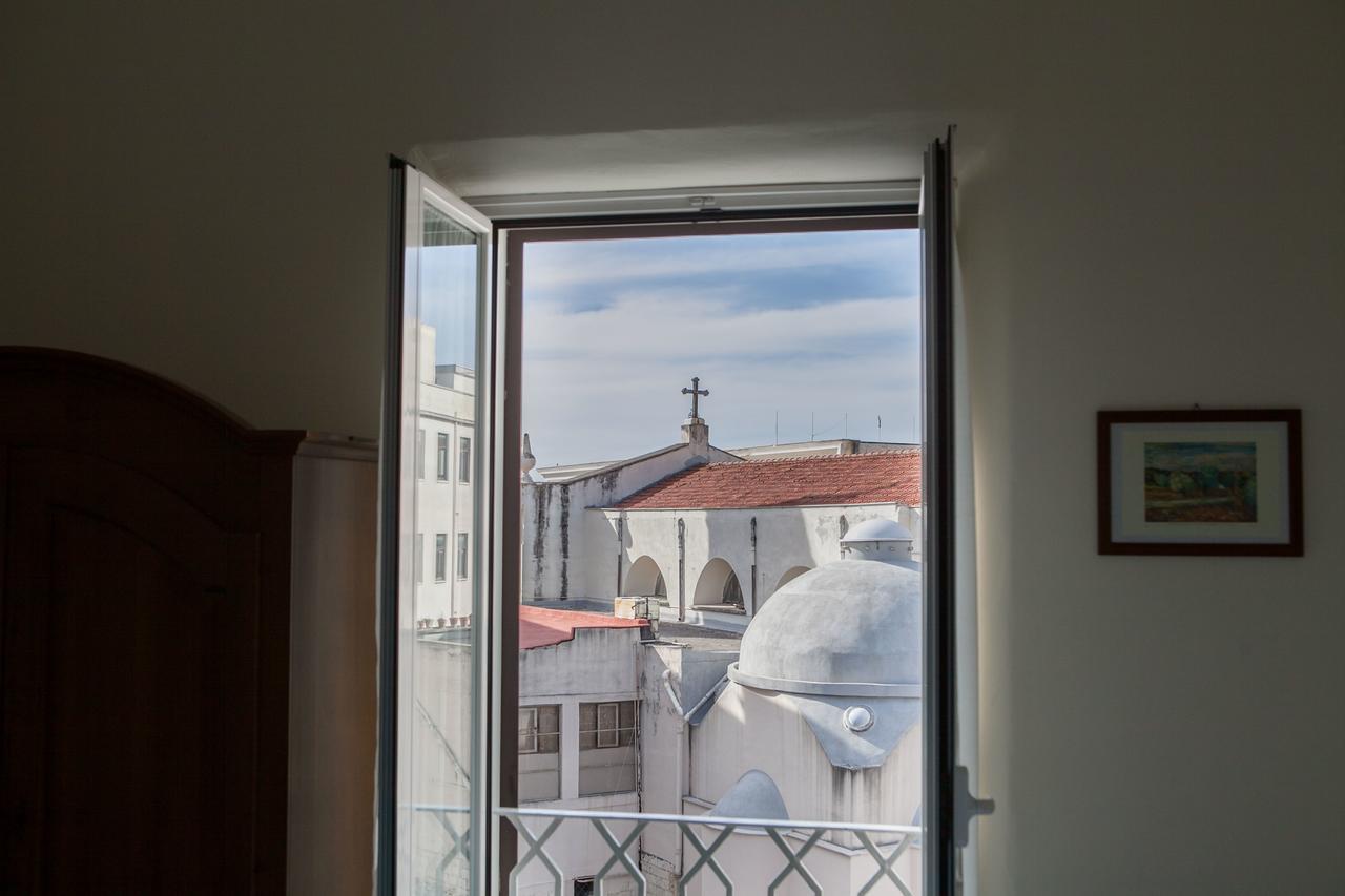 Albergo Lucy Trani Esterno foto