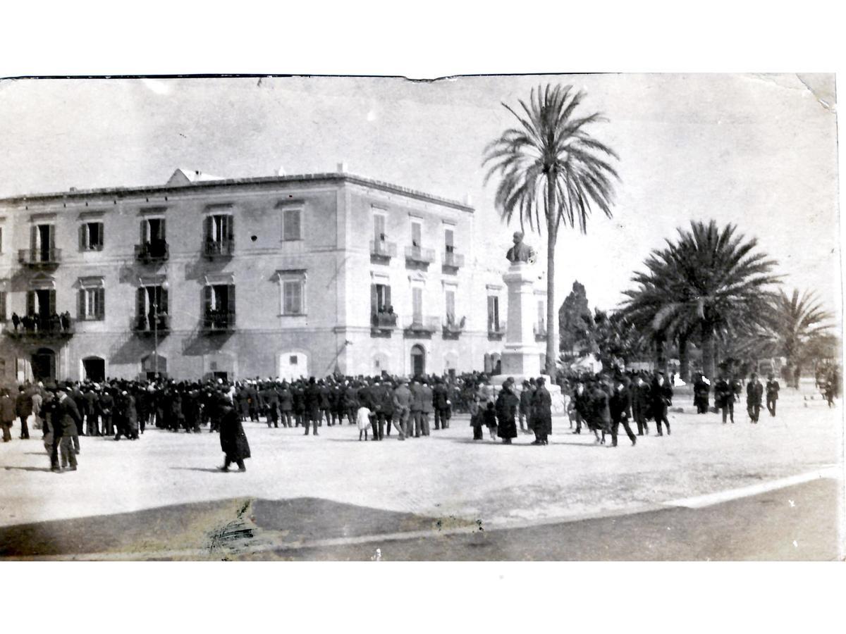 Albergo Lucy Trani Esterno foto