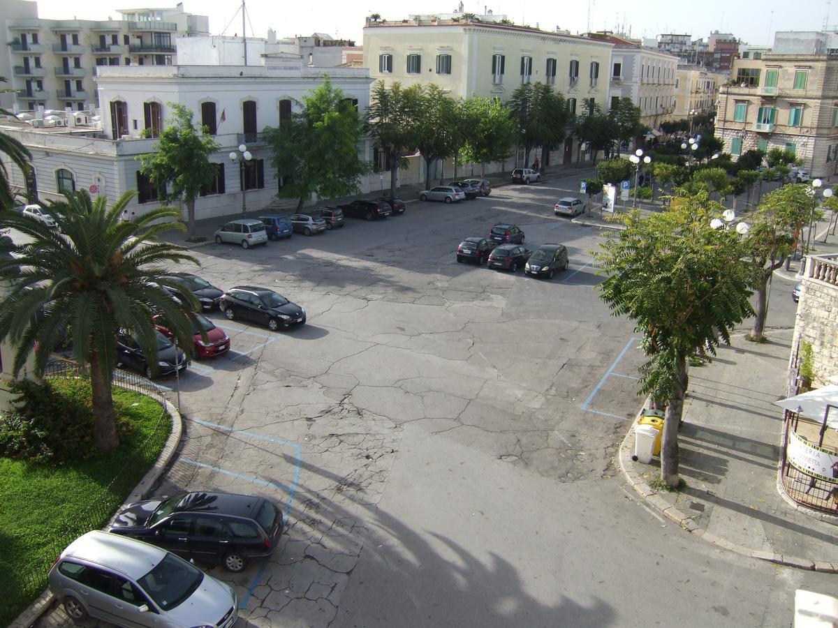 Albergo Lucy Trani Esterno foto